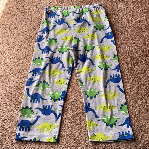 Bundle of 5 pairs of pants. size 4T - Picture 6 of 6